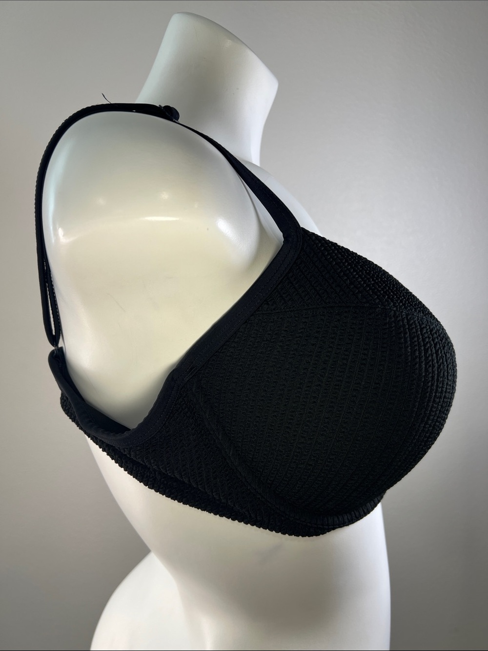 PINK Victoria's Secret Black Textured Bikini Top - Picture 3 of 12